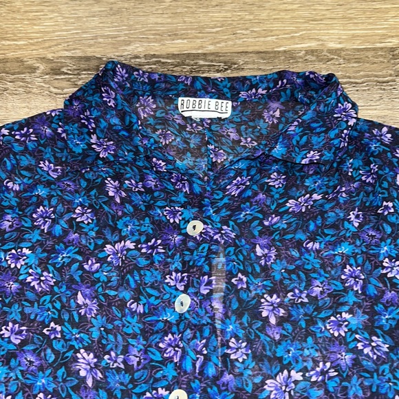 Robbie Bee Sheer Open Back Short Sleeve Button Up Small - Picture 2 of 7